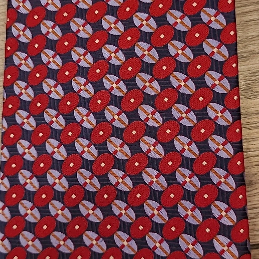 IKE BEHAR Metallic Red Blue Silver Abstract Ovals Pattern Mens Silk‎ Tie